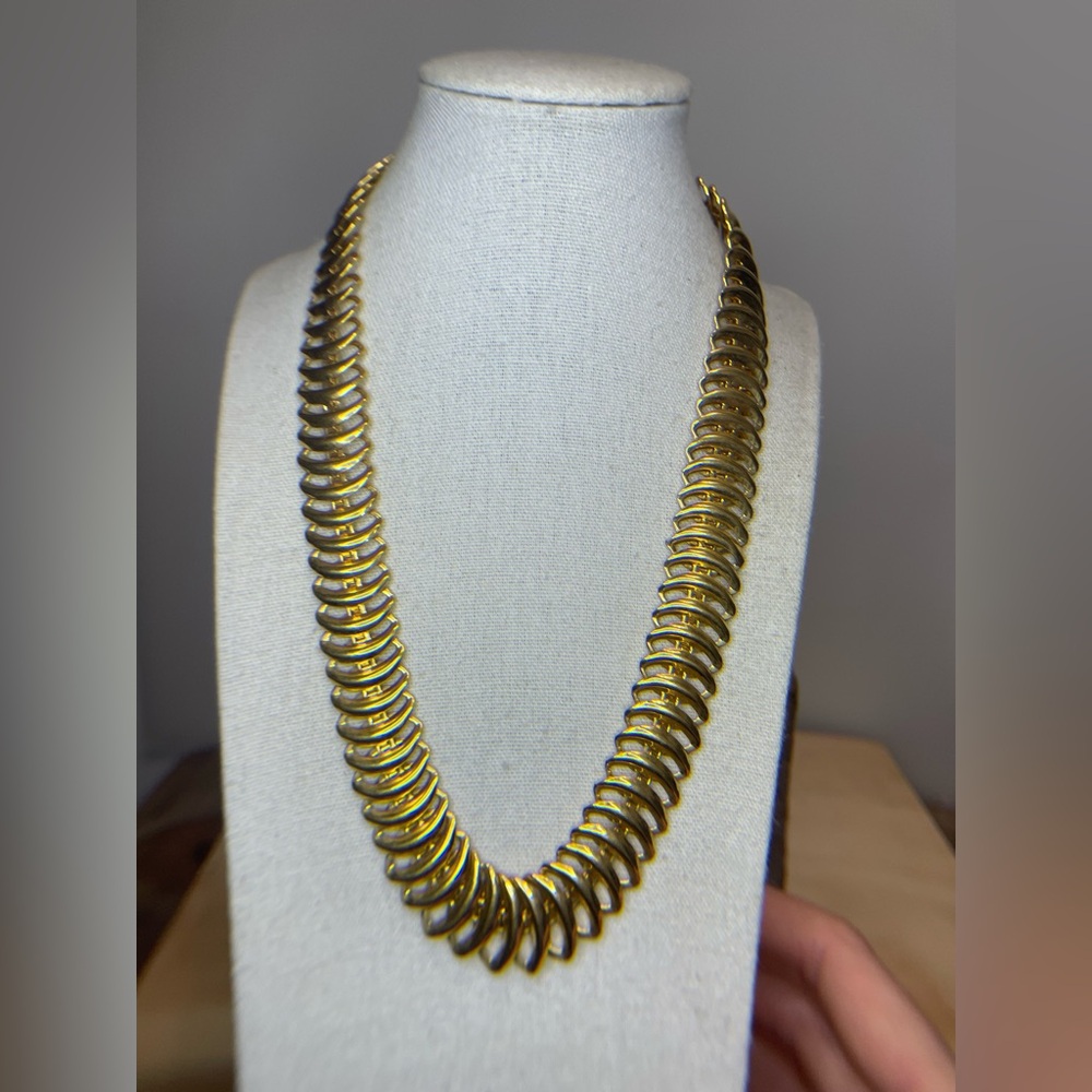 Vintage Signed Napier Gold Tone Necklace - 90’s